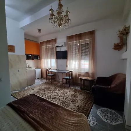 Apartment In The Buelevard Stefan Chisinau